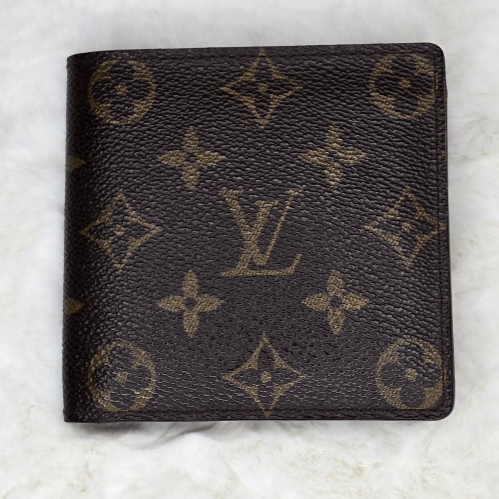 LOUIS VUITTON Folded Wallet Porte Vieille Credit Monet Monogram